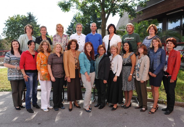 Lehrkörper der Oskar Helmer Interessensorientierten Mittelschule 2010/11