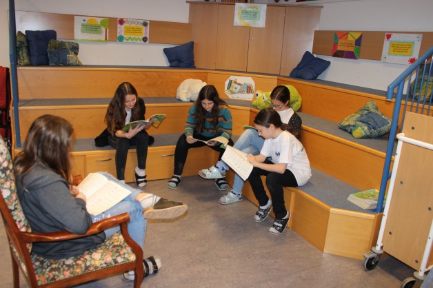 IMG_7829 Bibliothek - intensives Lesen