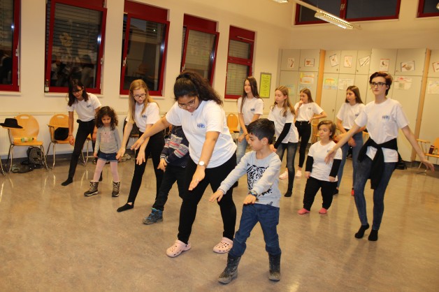 IMG_7861 Let's dance!